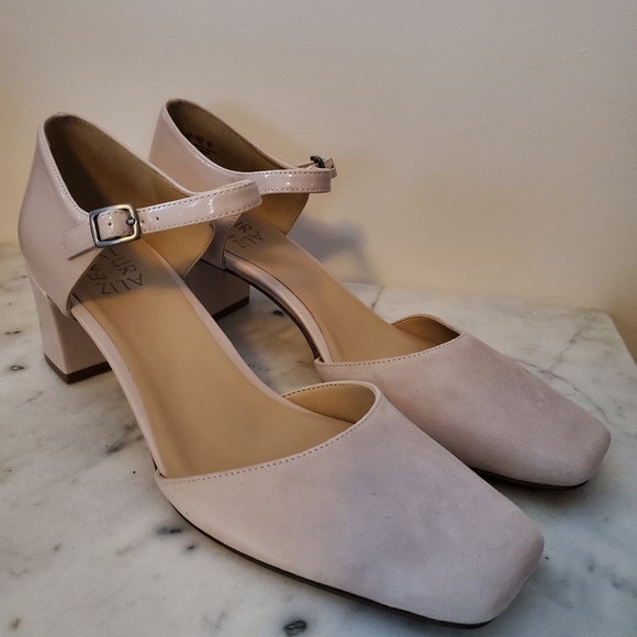 NWOT Size 9 Naturalizer Kelise pumps - Picture 10 of 14
